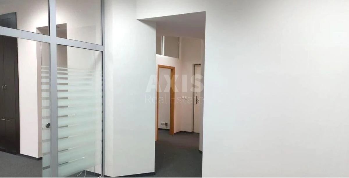 Office prov. Muzejnyj 4, 107m2650157