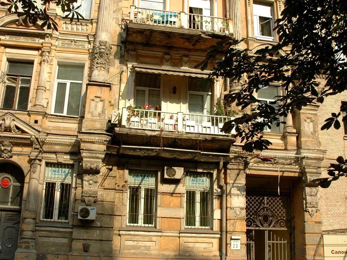3k apartment vul. Antonovycha 237024516