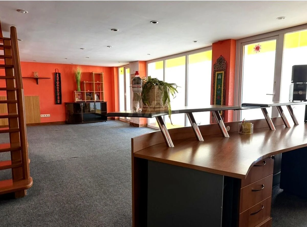 Office vul. Rudenko Larysy 6, 125m2668933
