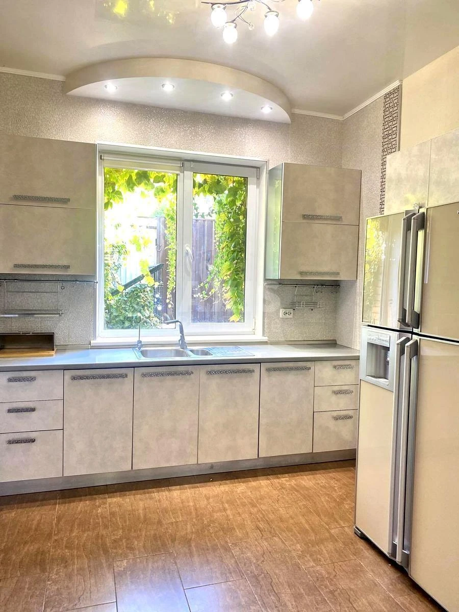 House vul. Patriotiv, 164m2, Kyiv city6331714