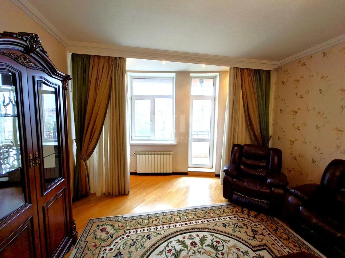 2к квартира бул. Леси Украинки 7Б639158