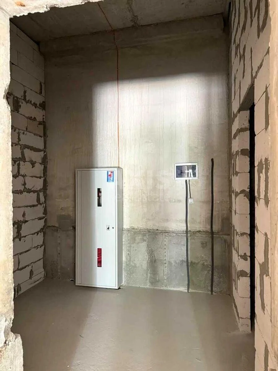 Объект торговли ул. Михаила Максимовича 24, 31м2657171