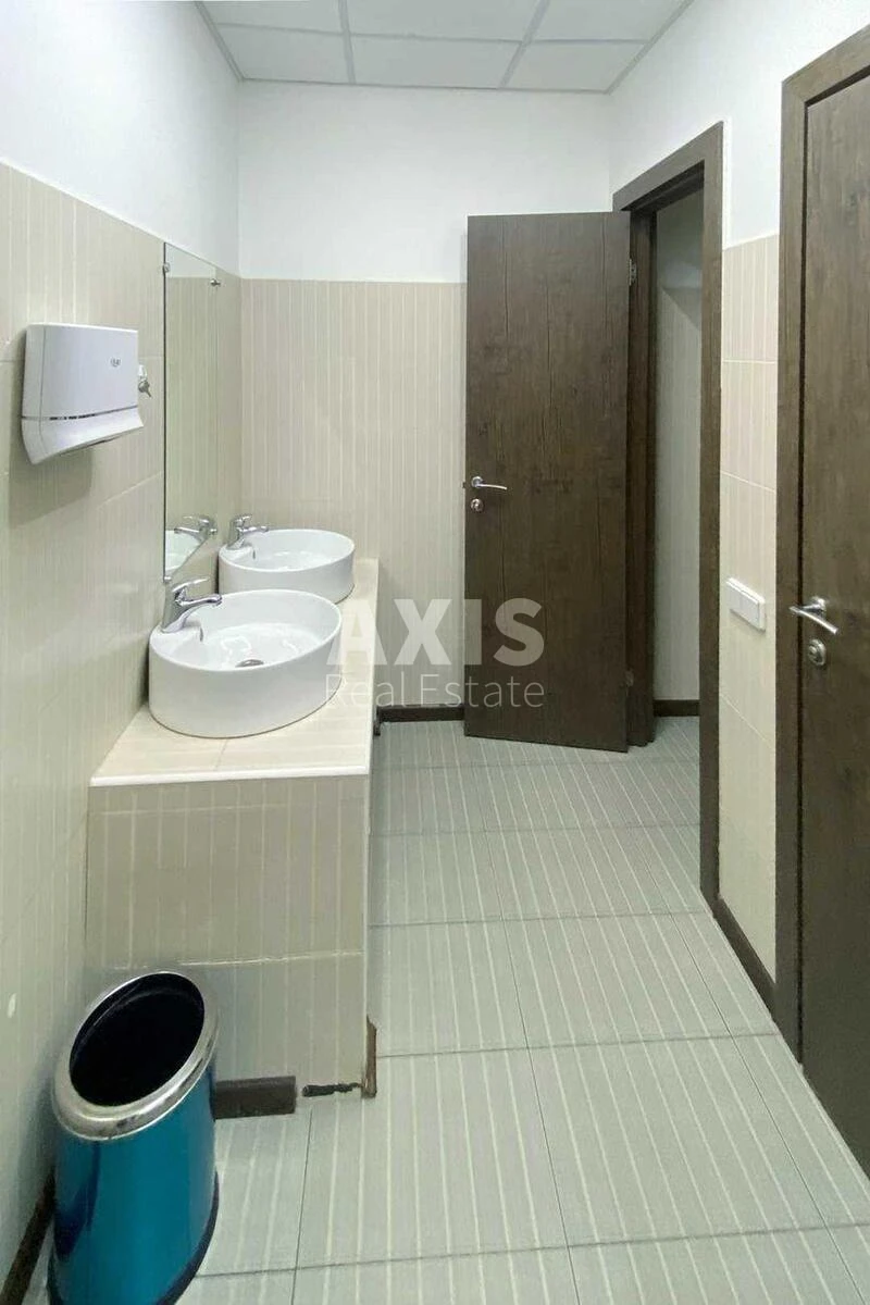 Office prov. Ohtyrs'kyj 7, 610m2555559