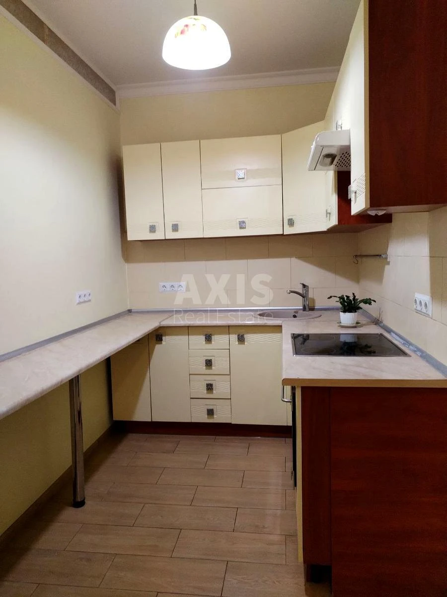 2k apartment vul. Kondratjuka Jurija 5647360