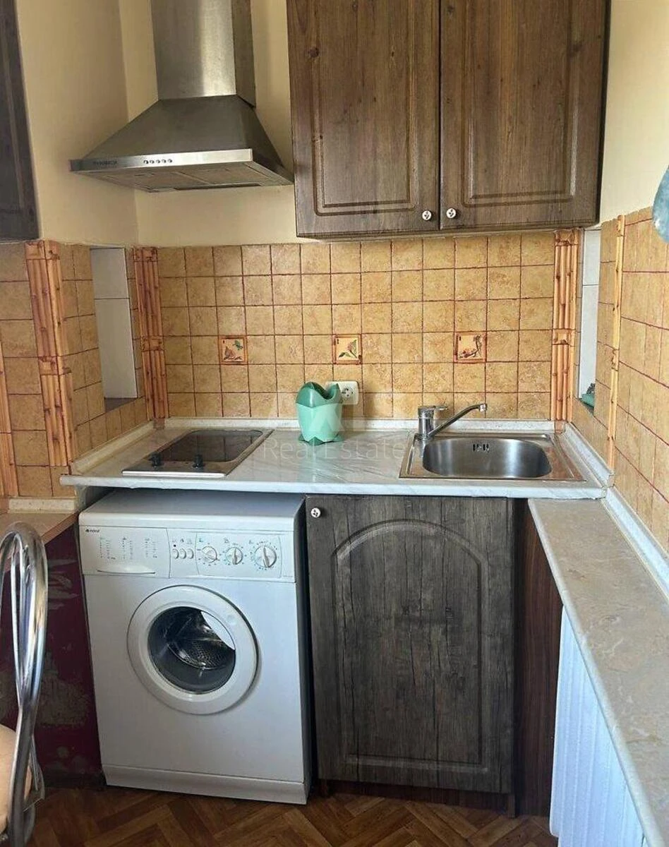 1к квартира ул. Ушакова Николая 3470729