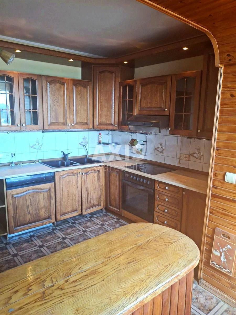 4k apartment vul. Jordans'ka 11В63948