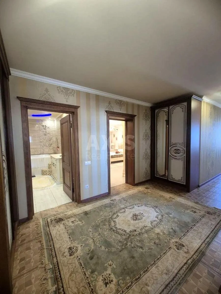 4k apartment pr-t Lobanovs'kogo 6Г694446