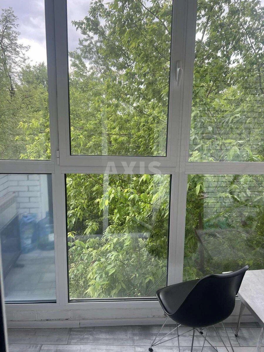 1k apartment vul. Dilova 2Б6610610