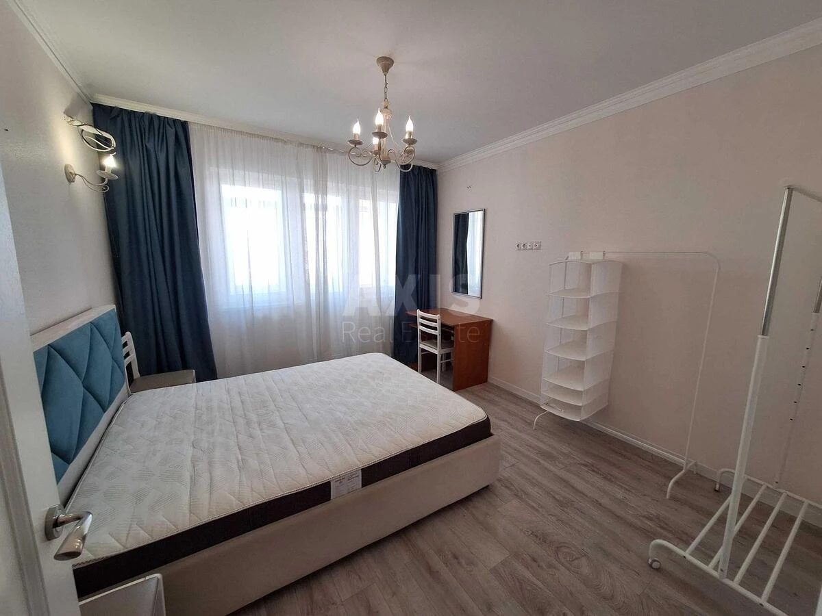 4k apartment vul. Myhajla Maksymovycha 3Д661285
