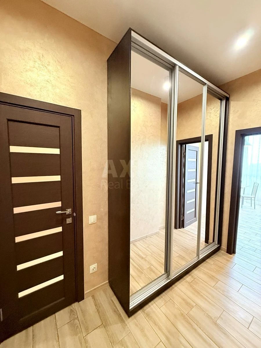 2k apartment vul. Kyrylo-Mefodii'vs'ka 26817511