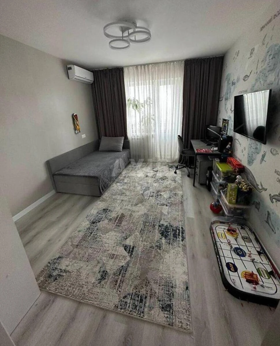 3k apartment pr-t Svobody 1/60622525