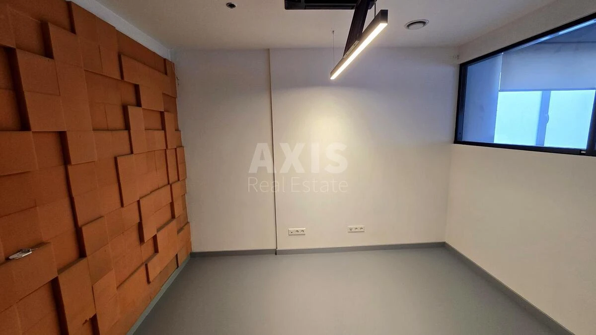 Office vul. Saksagans'kogo 90, 900m26686615