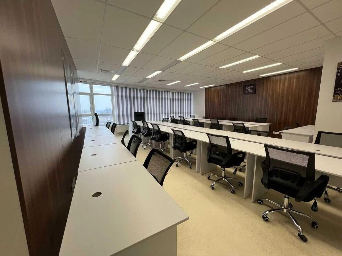 Office uzv. Klovs'kyj 7, 260m26852411