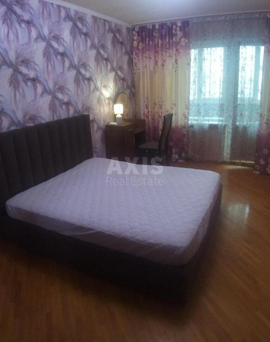 3k apartment vul. Vyshnjakivs'ka 7А670607