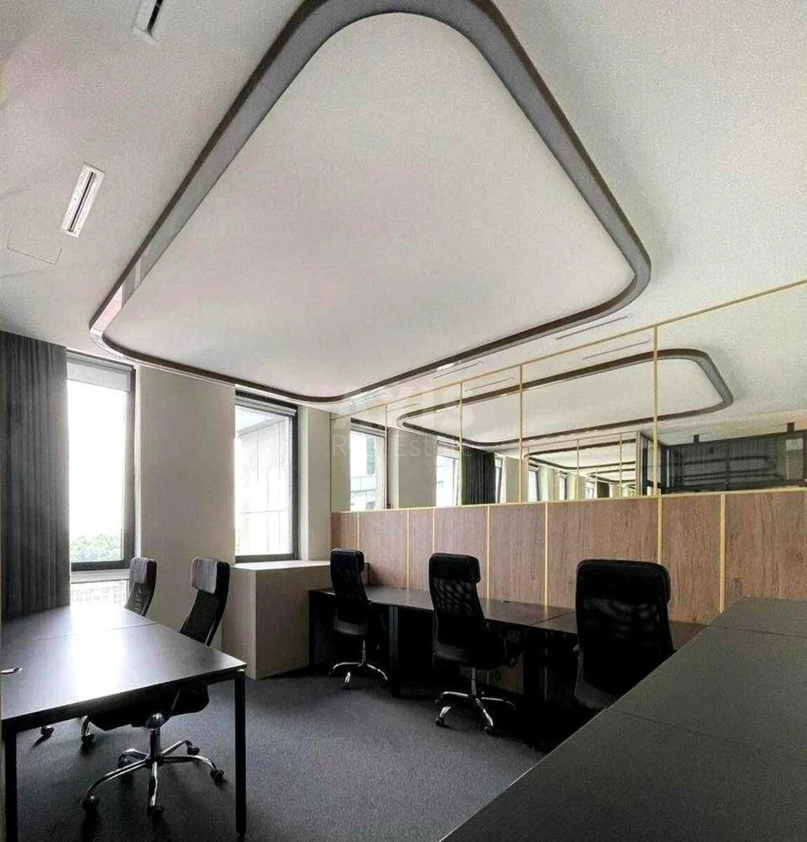 Офис ул. Антоновича 44, 45м265996