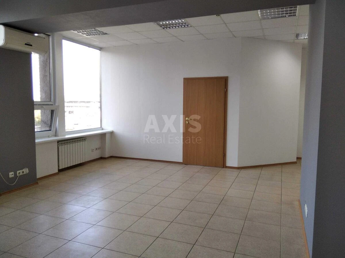 Office vul. Sverstjuka Jevgena 11Б, 67m2641312