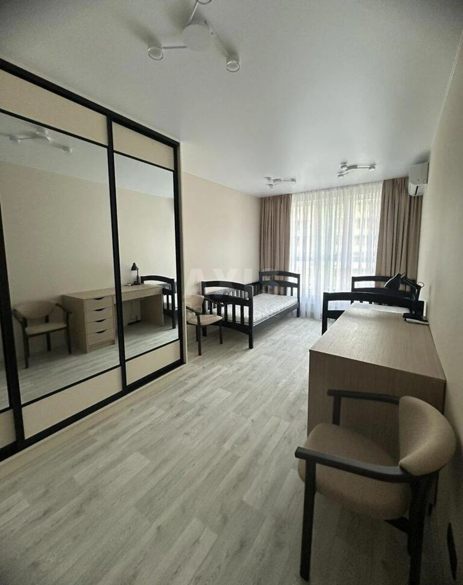 2к квартира ул. Вышгородская 45Ж673852