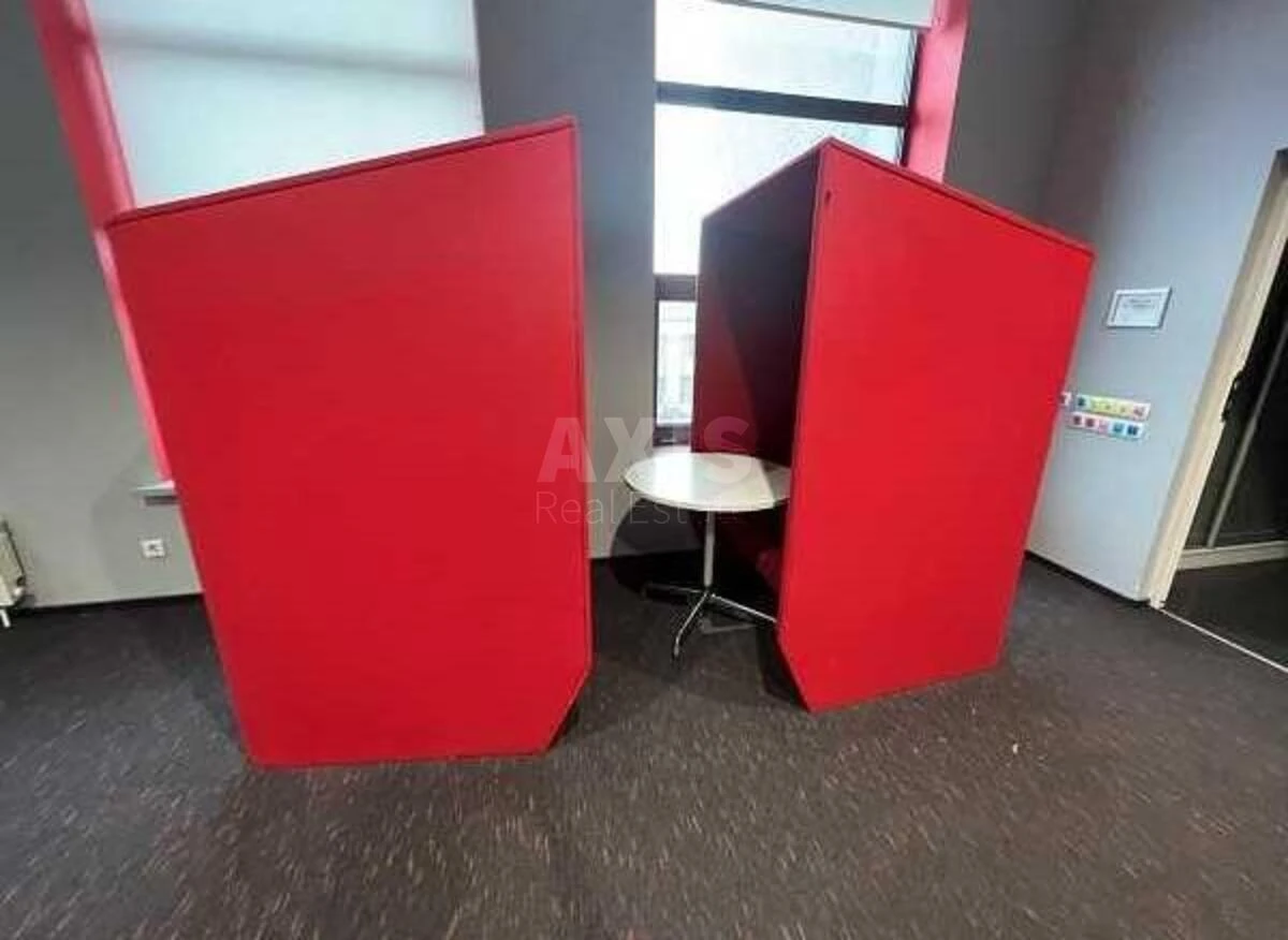 Office vul. Novokostjantynivs'ka 18, 2000m2674032