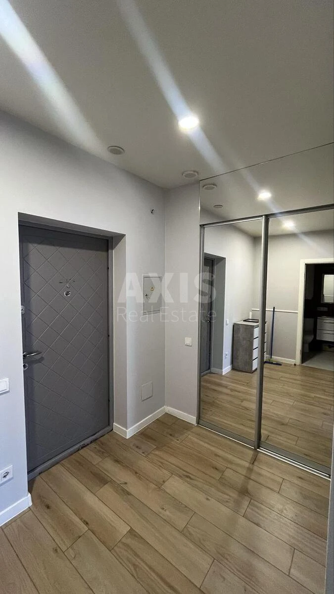 2k apartment vul. Mykil's'ko-Slobids'ka 106901310