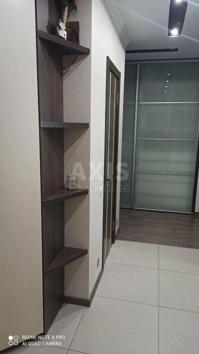 3k apartment vul. Lebedjeva-Kumacha 7В7096012