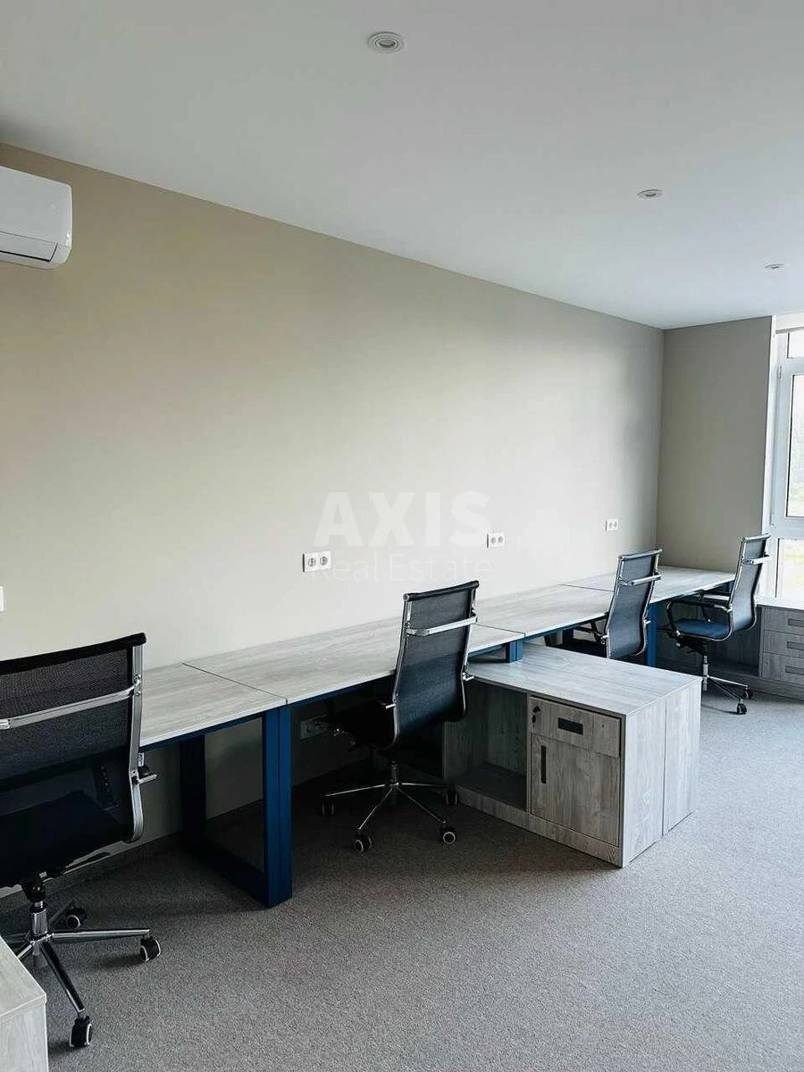 Office vul. Kudri Ivana 1, 120m2646334