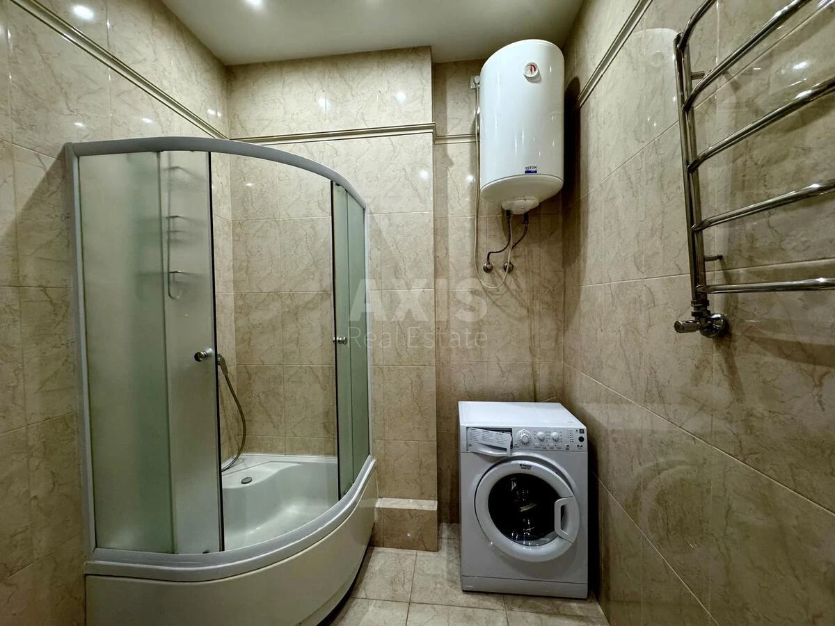 3k apartment vul. Staronavodnyc'ka 6Б660408