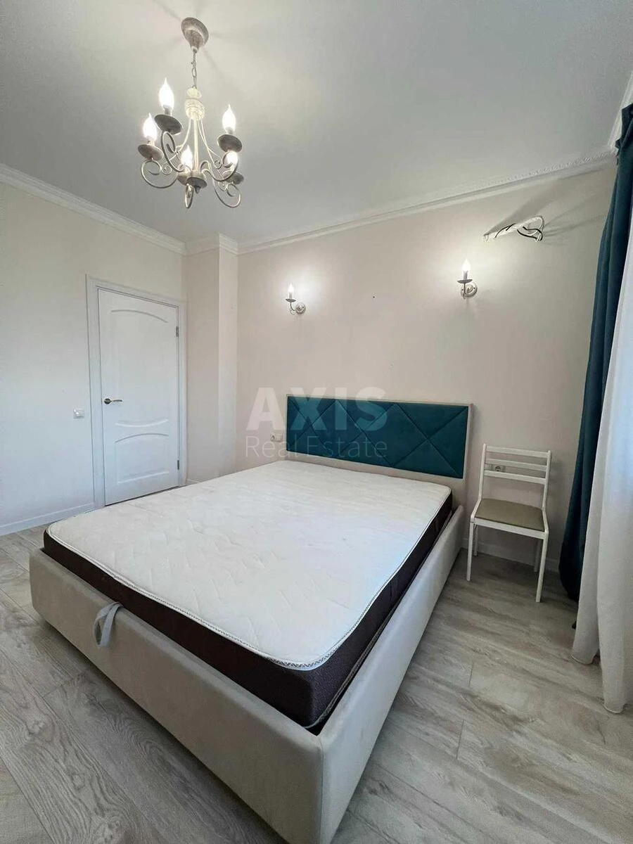 4k apartment vul. Myhajla Maksymovycha 3Д661286