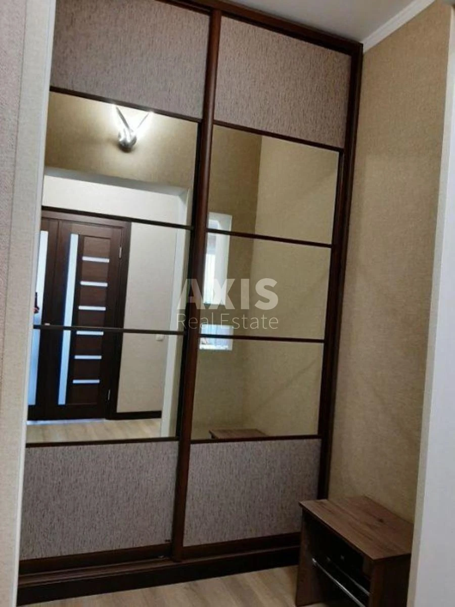 1k apartment vul. Panel'na 6351454