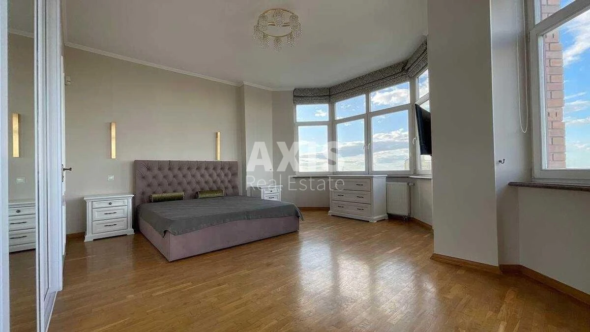 4к квартира спуск Кловский 5706393