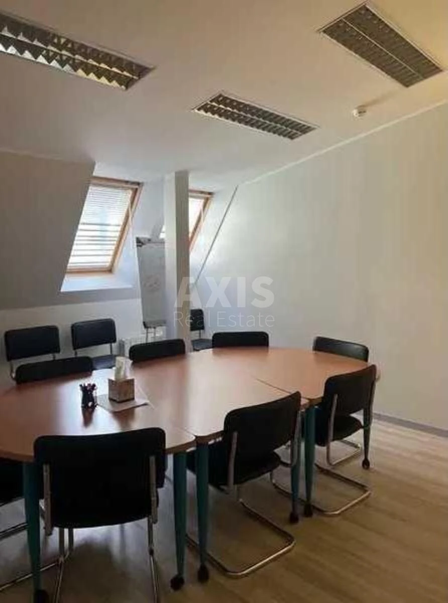 Office vul. Volodymyrs'ka 97/37, 500m2635011