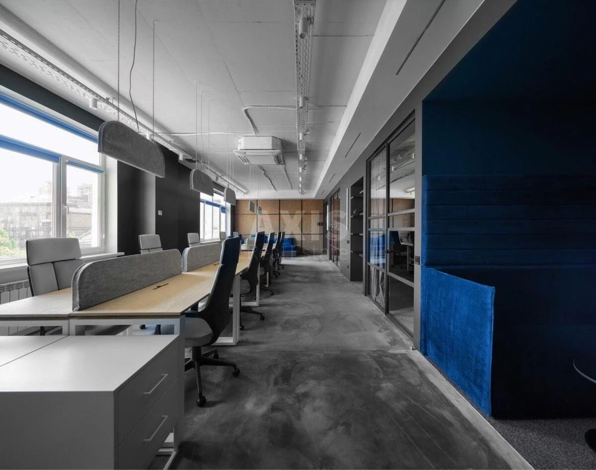 Office vul. Sichovyh Stril'civ 84А, 217m26680714