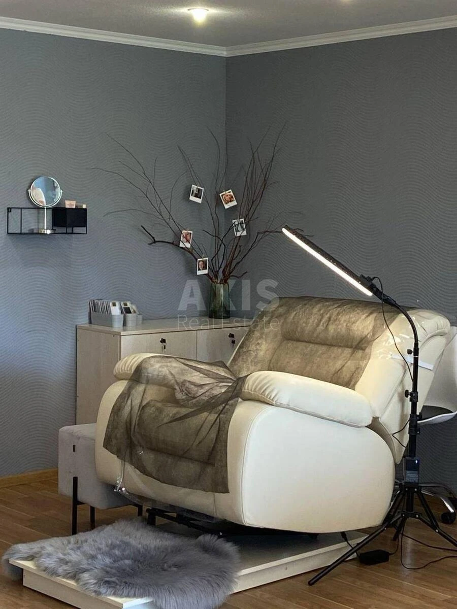 Office vul. Dragomanova 31, 42m2700043