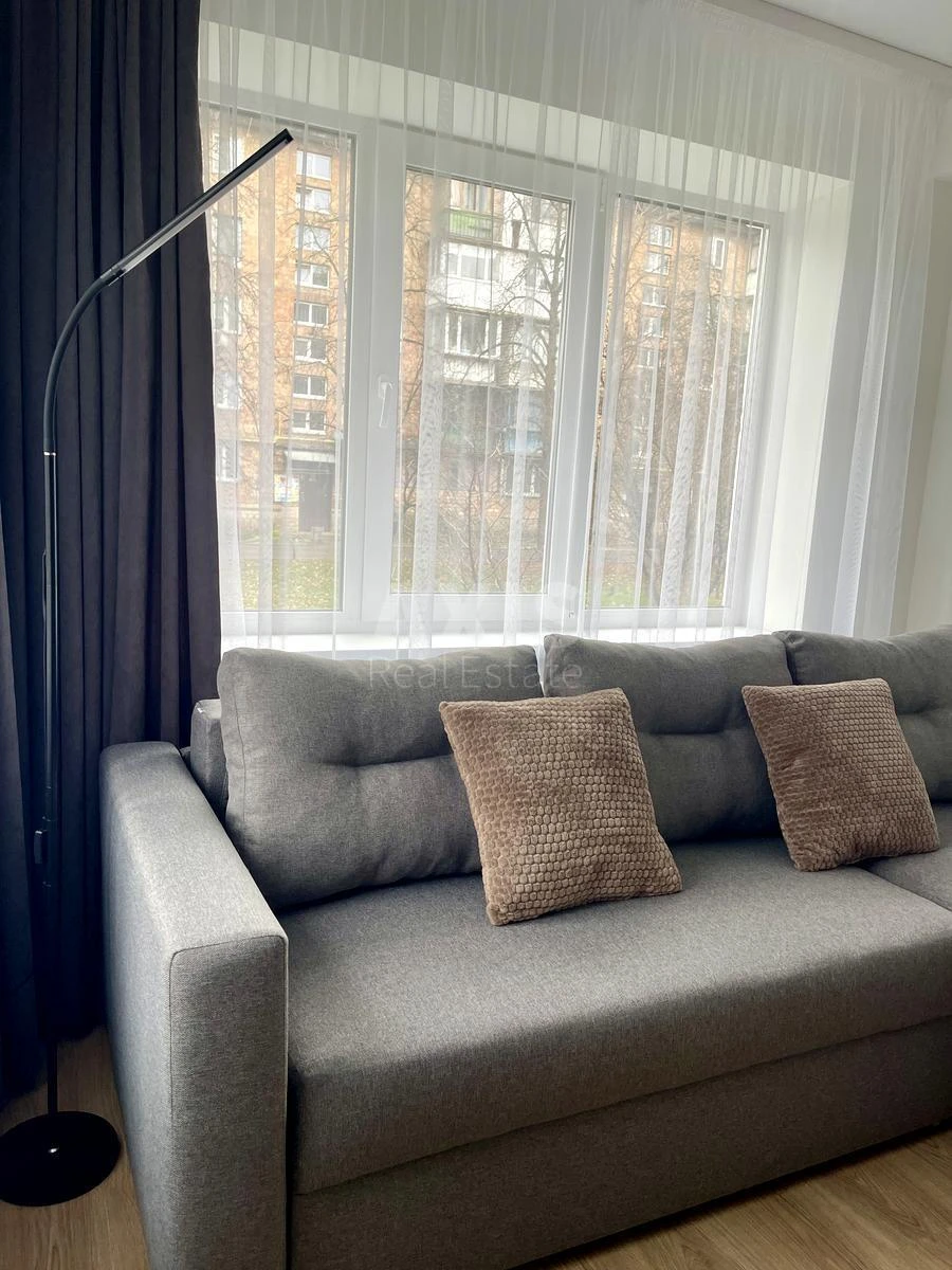 1k apartment vul. Stal's'kogo Sulejmana 8638764