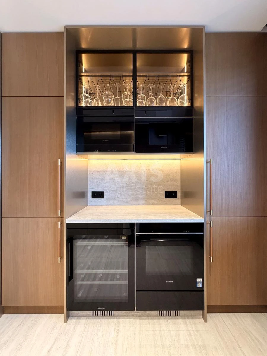 4k apartment prov. Laboratornyj 77036119