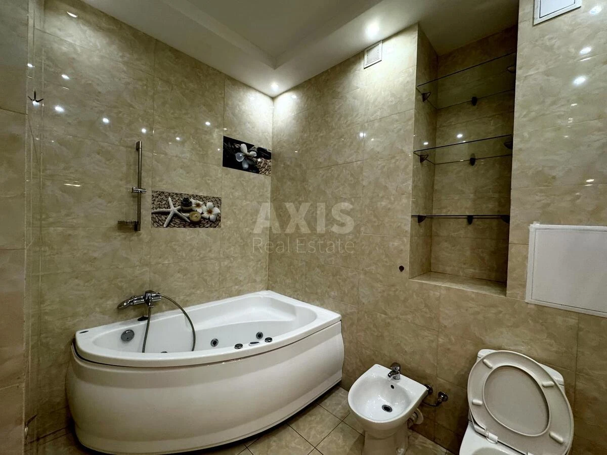 3k apartment vul. Staronavodnyc'ka 6Б660409