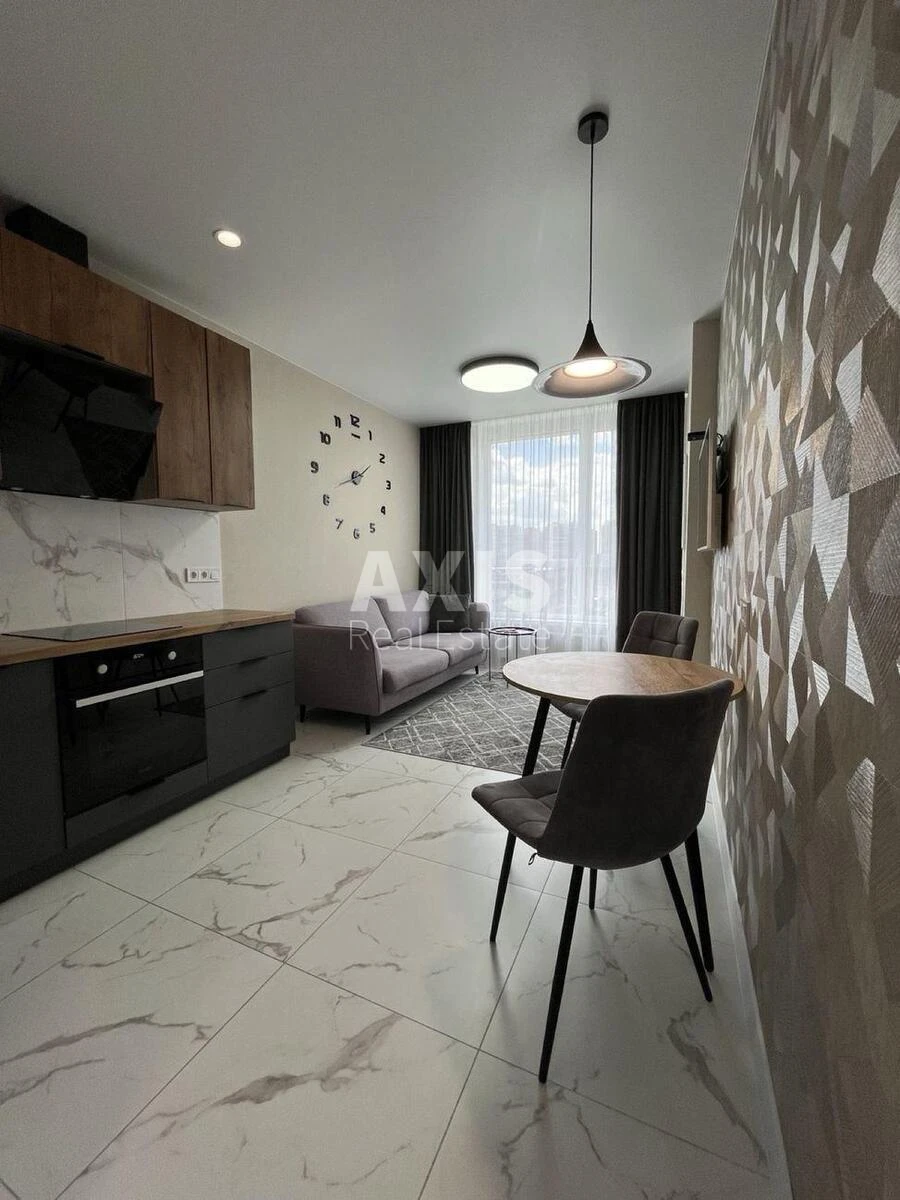 1k apartment pr-t Yevropeyskoho Soyuzu 45A549840