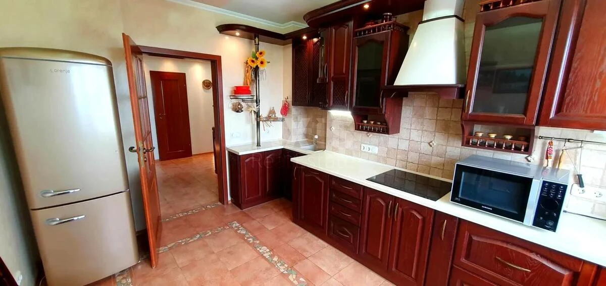 2к квартира ул. Пушиной Федоры 236640615