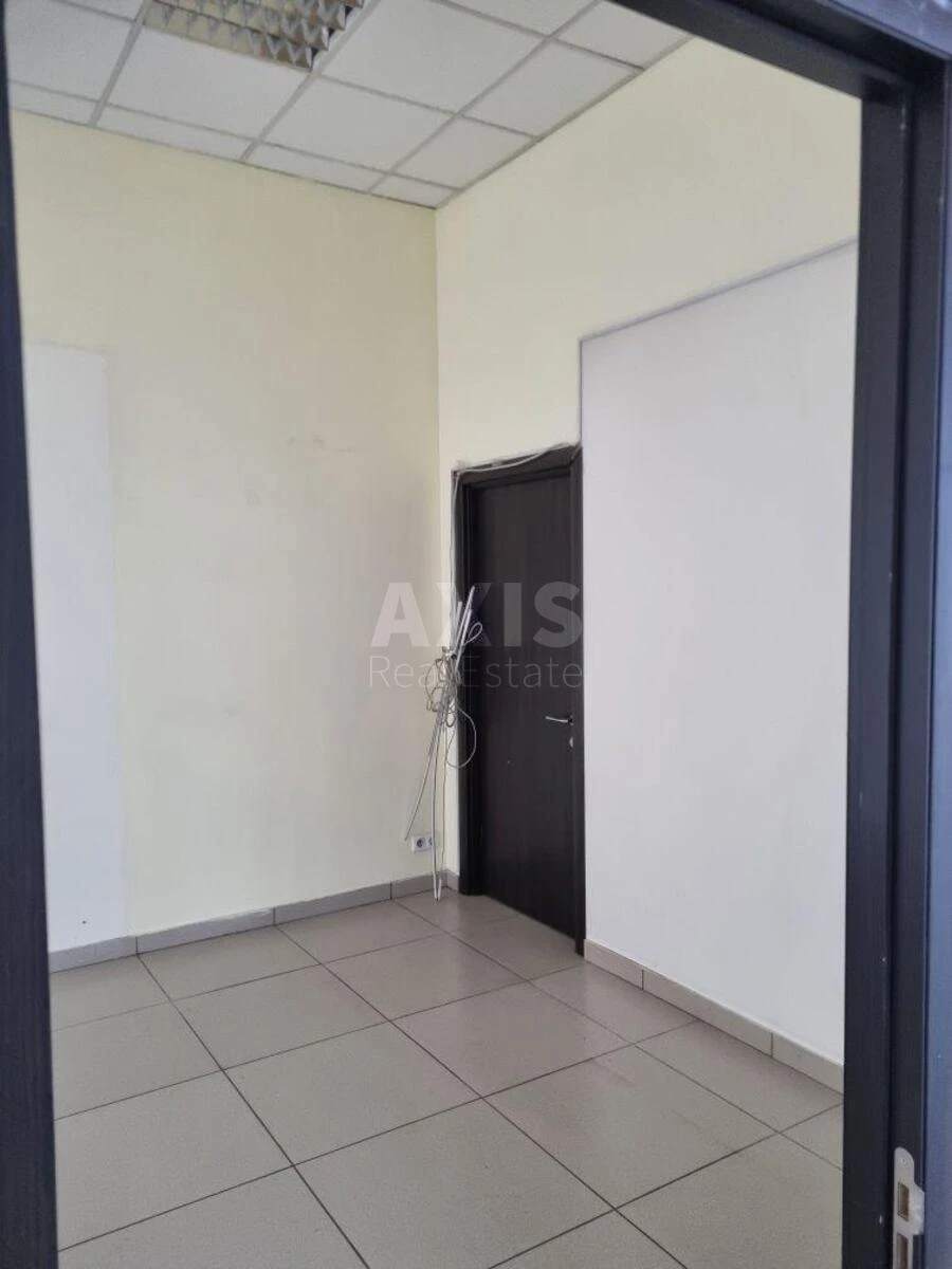 Trade object vul. Novovokzal'na 2, 120m2648556