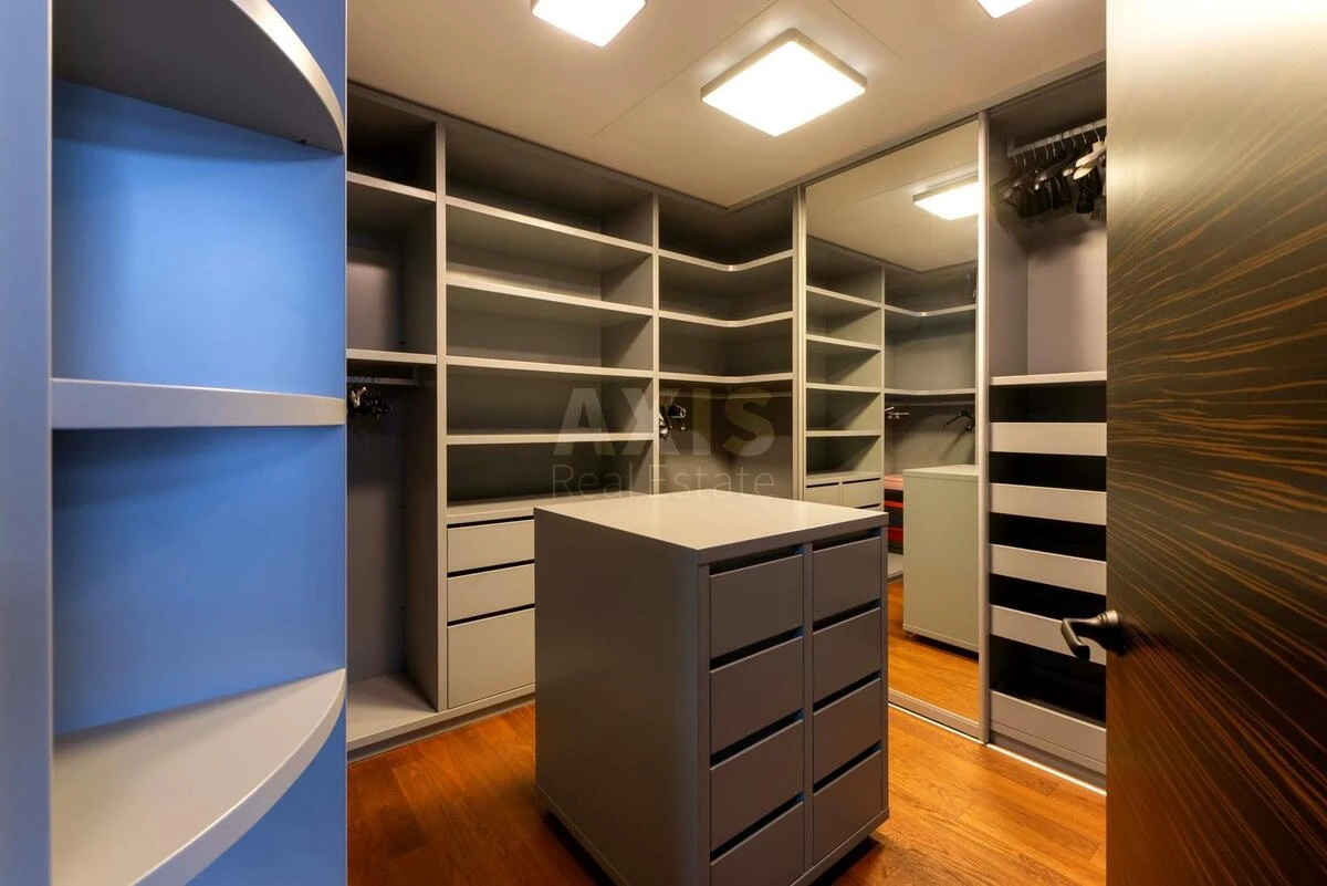 3к квартира ул. Андрея Верхогляда 18655406