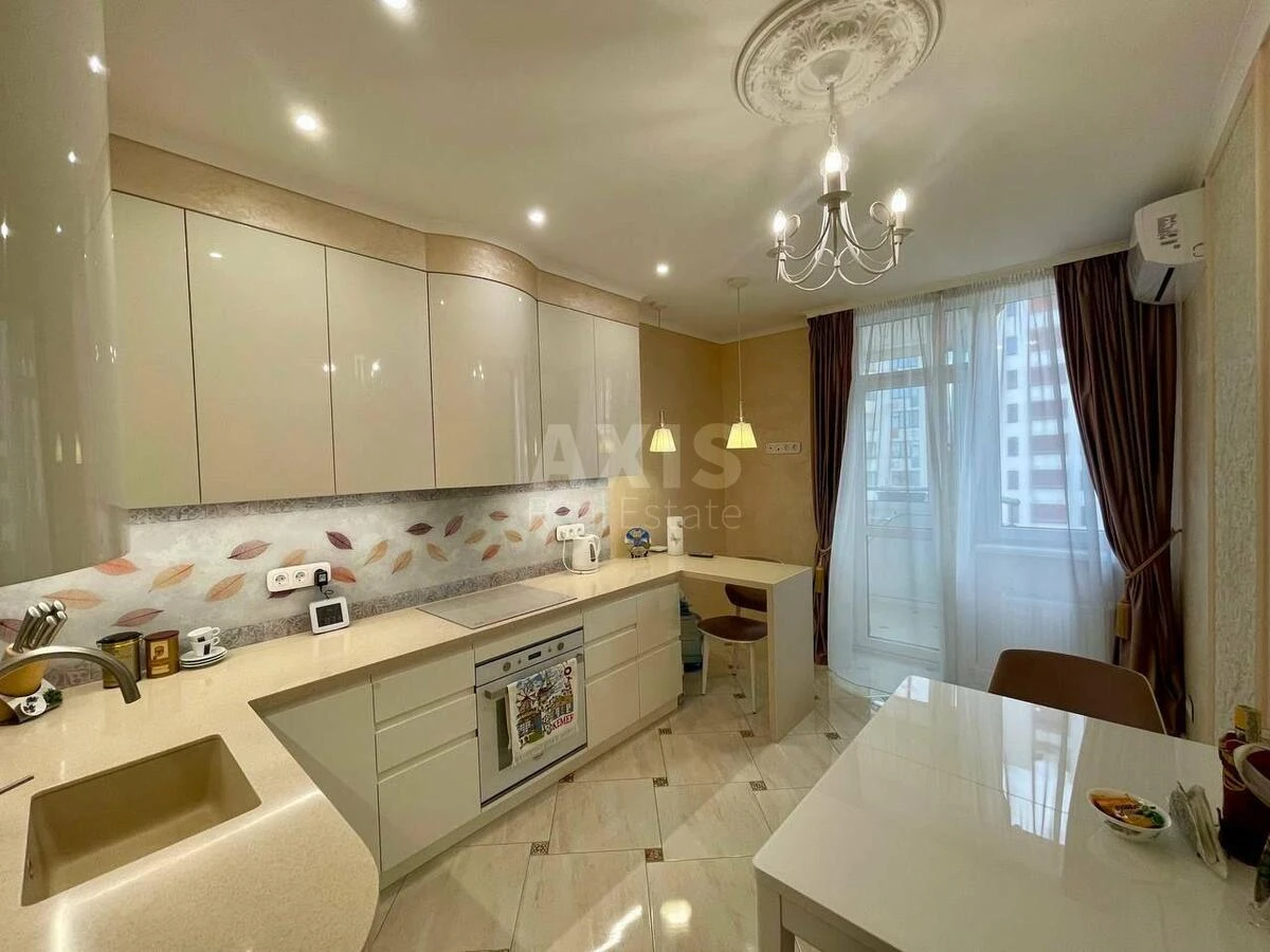 2k apartment vul. Yulia Zdanovska 73Б583722