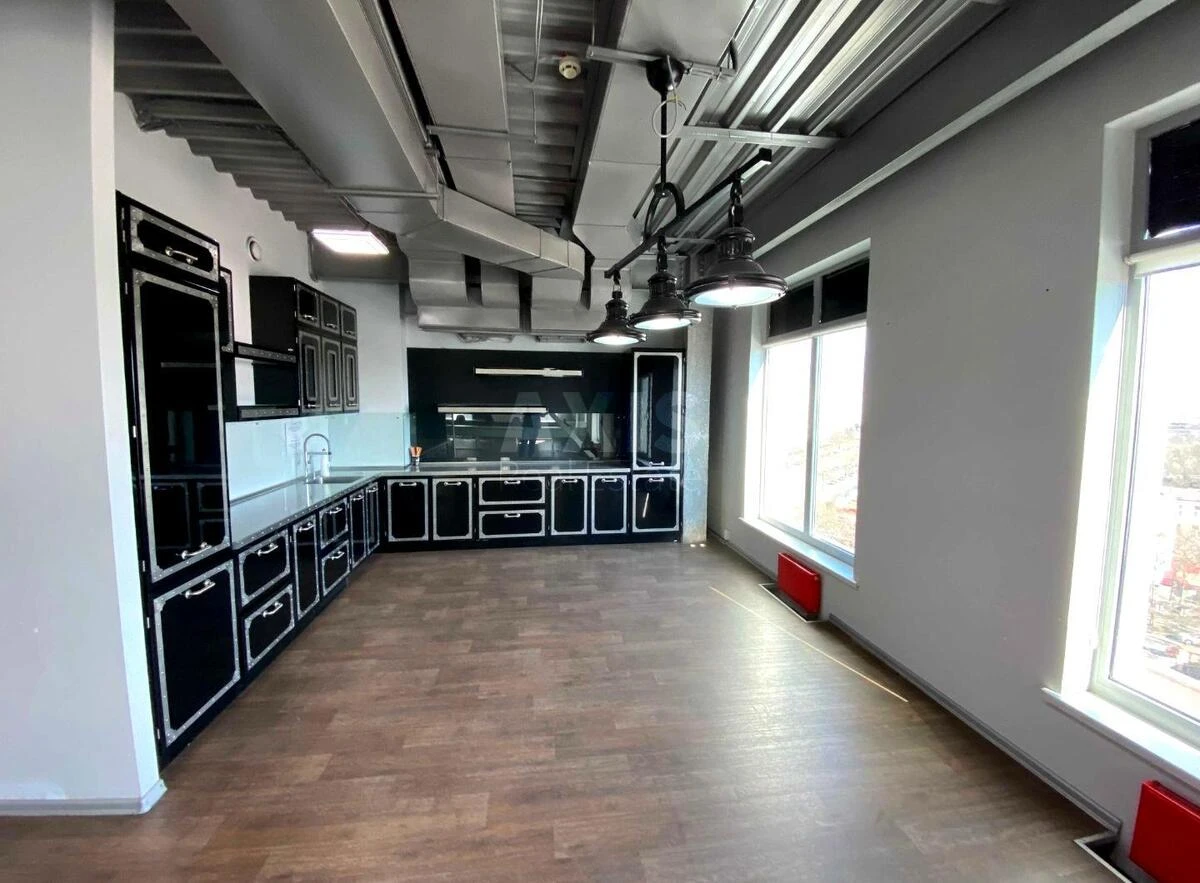 Office vul. Degtjarivs'ka 27Т, 777m26687618