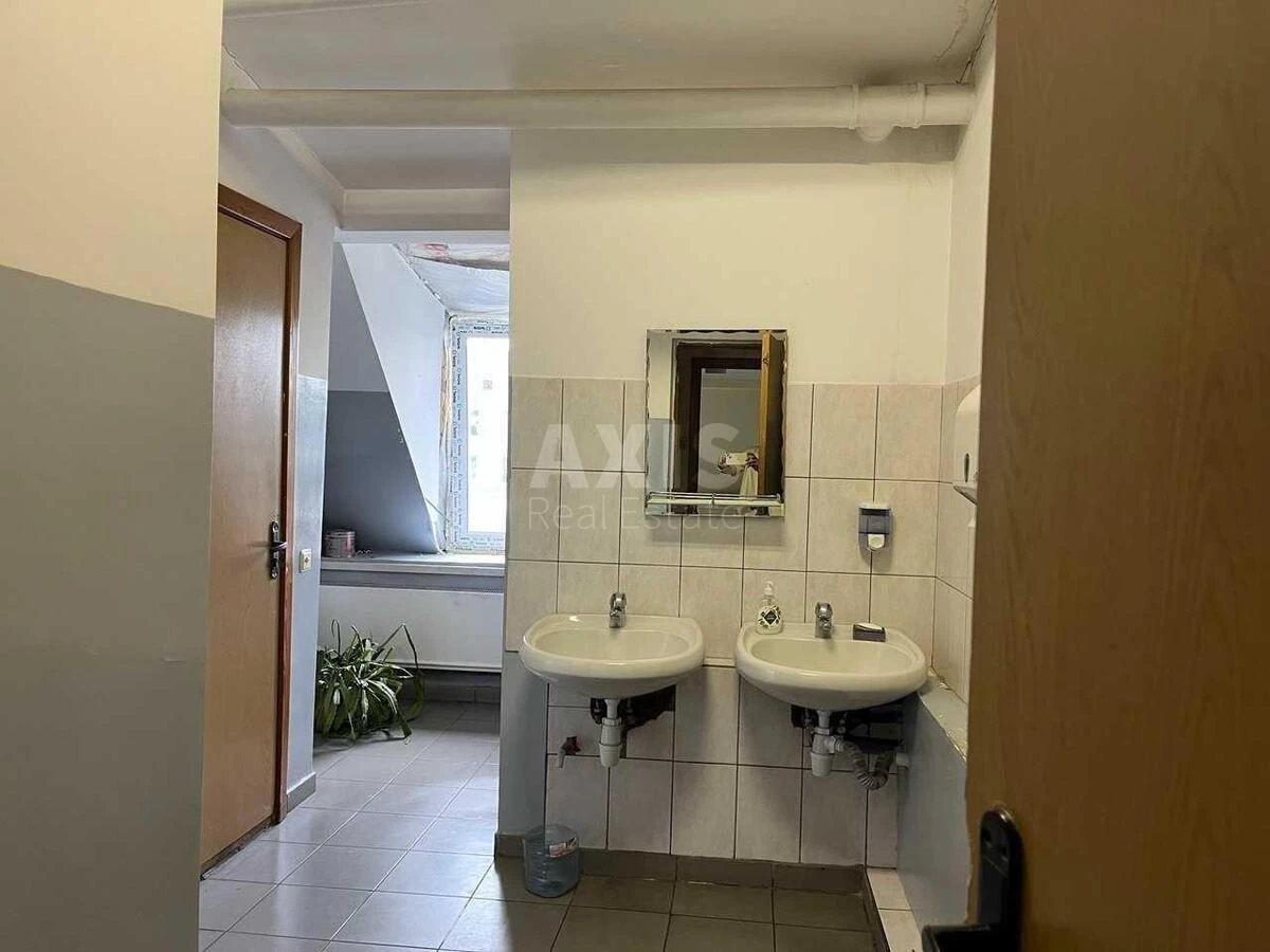 Офис ул. Жуковского Василия 8, 468м27158219