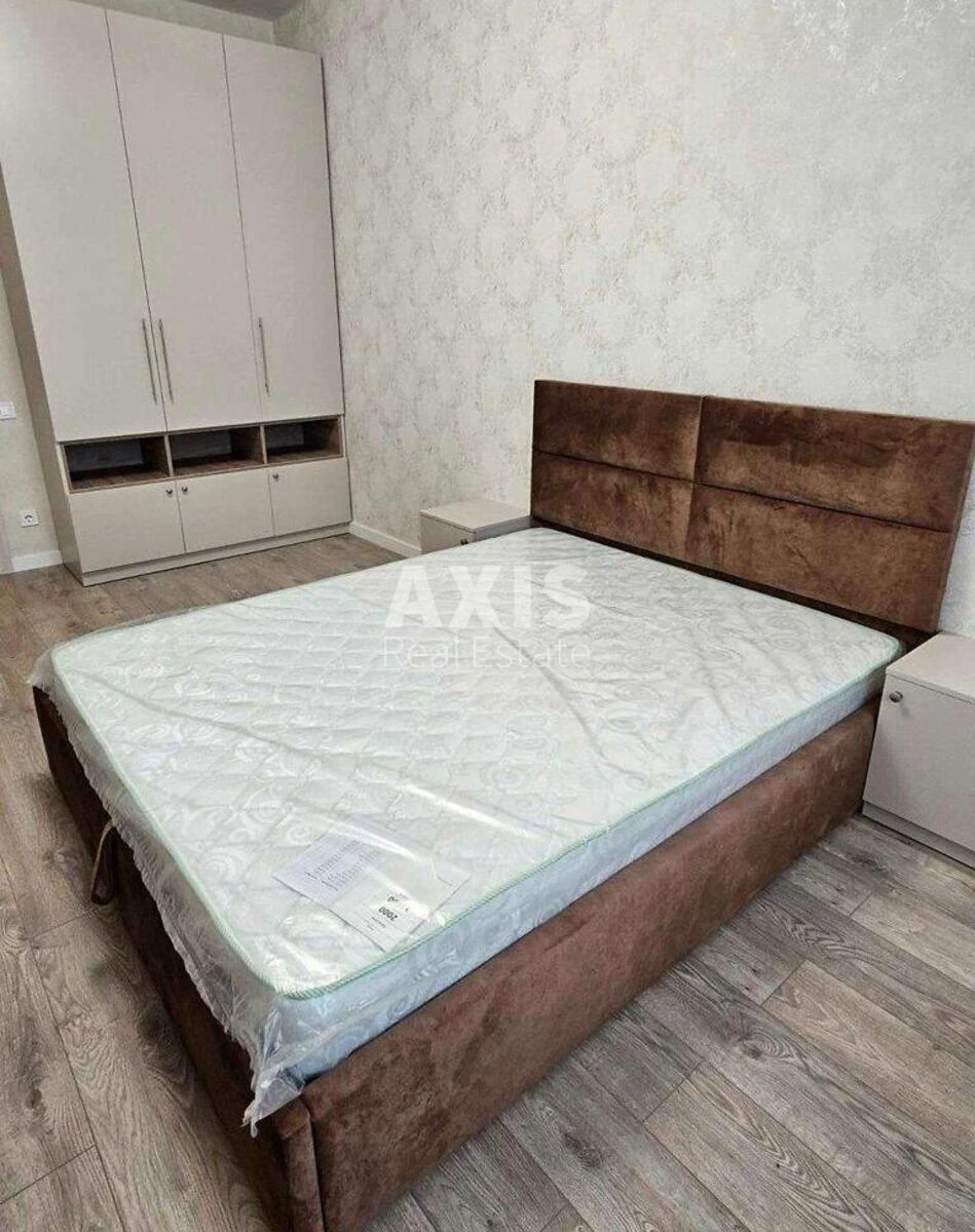 1k apartment vul. Radystiv 14518321