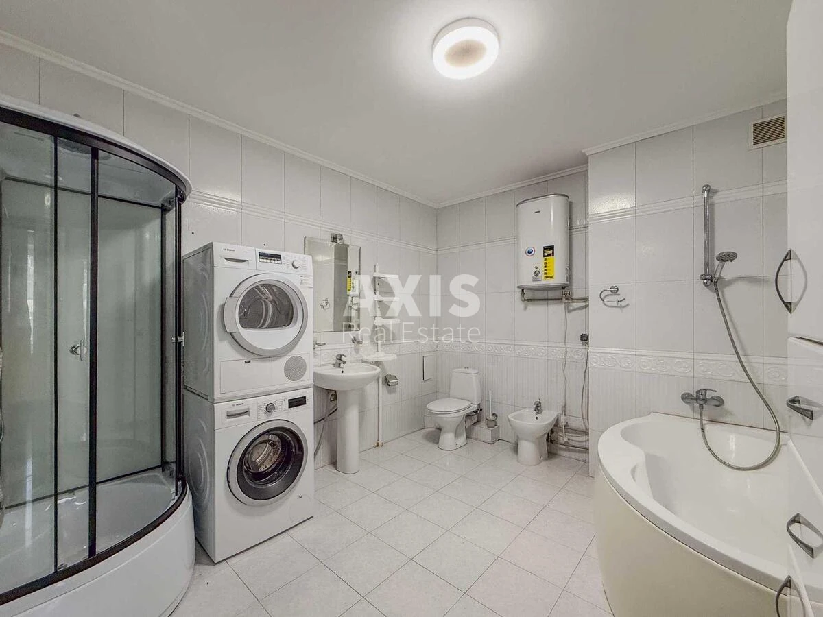 5k apartment vul. Turivs'ka 52/585726816