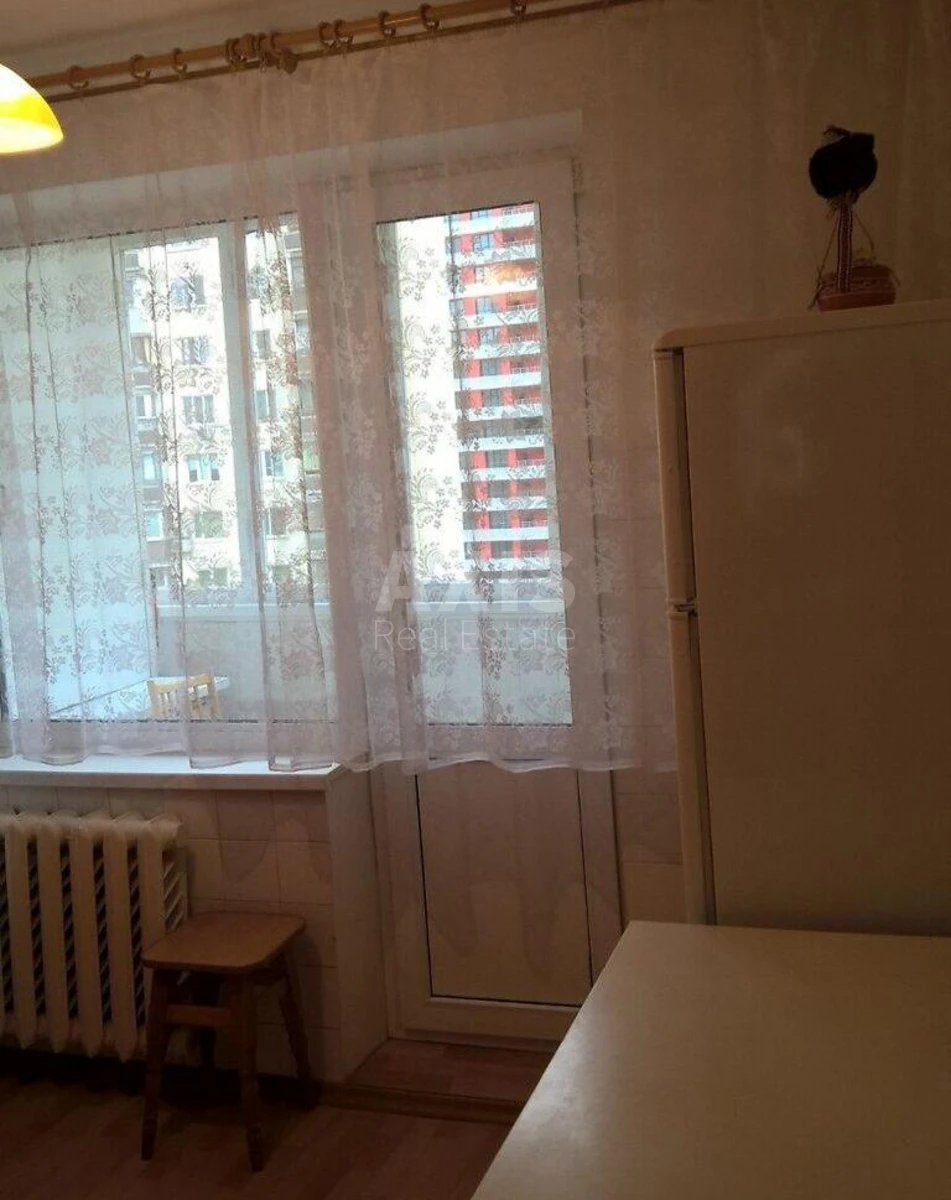 3к квартира ул. Патриарха Мстислава Скрипника 7272491