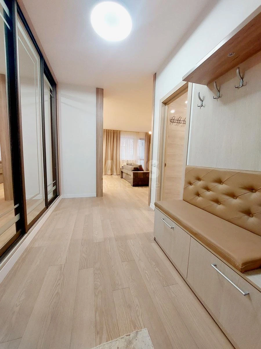 2k apartment vul. Jams'ka 35/346579513