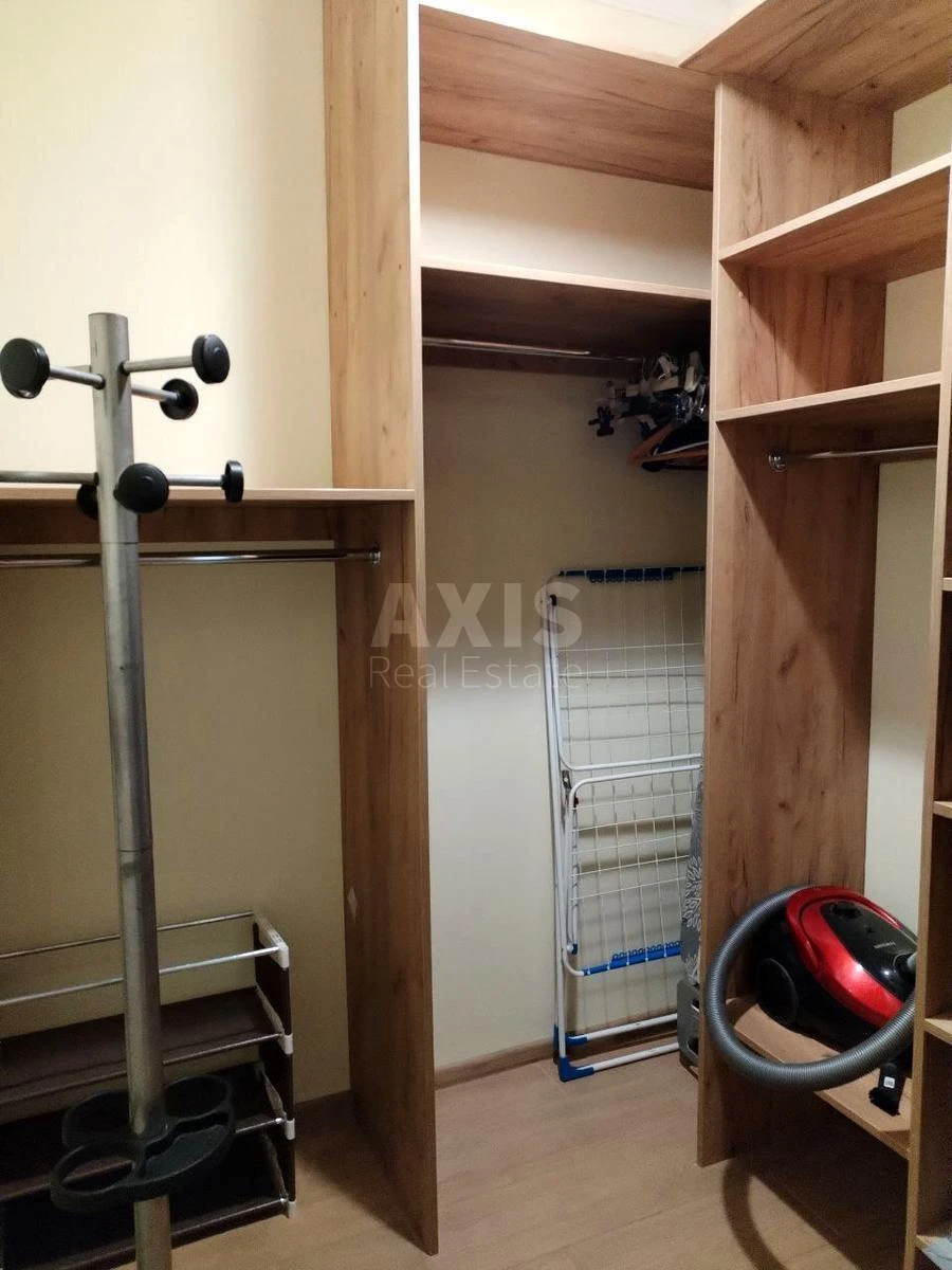 2k apartment vul. Kondratjuka Jurija 5647367