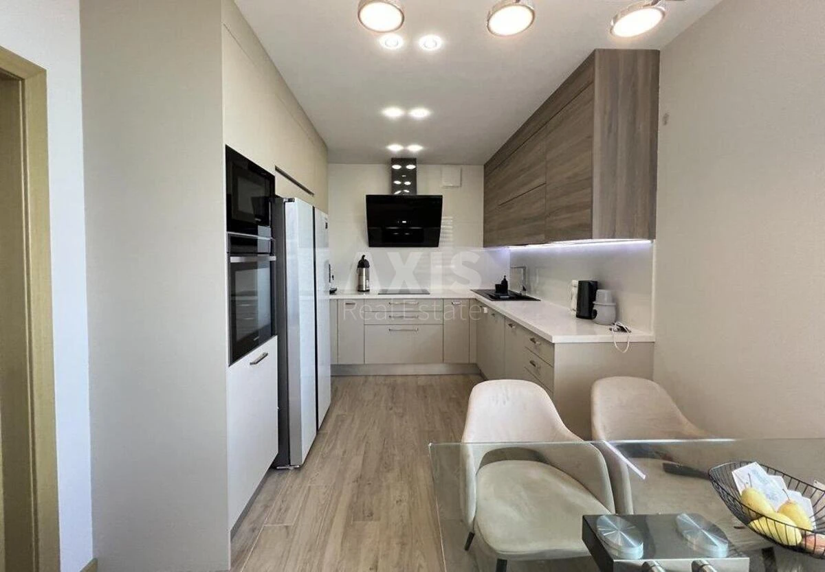 3k apartment vul. Yulia Zdanovska 71Г663891