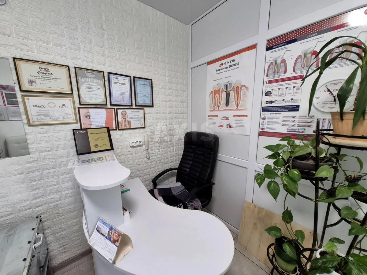 Trade object vul. Oleny Pchilky 3В, 50m26772516