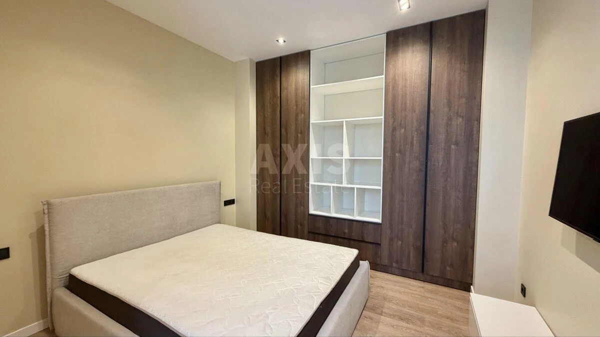 1k apartment vul. Antonovycha 446930612